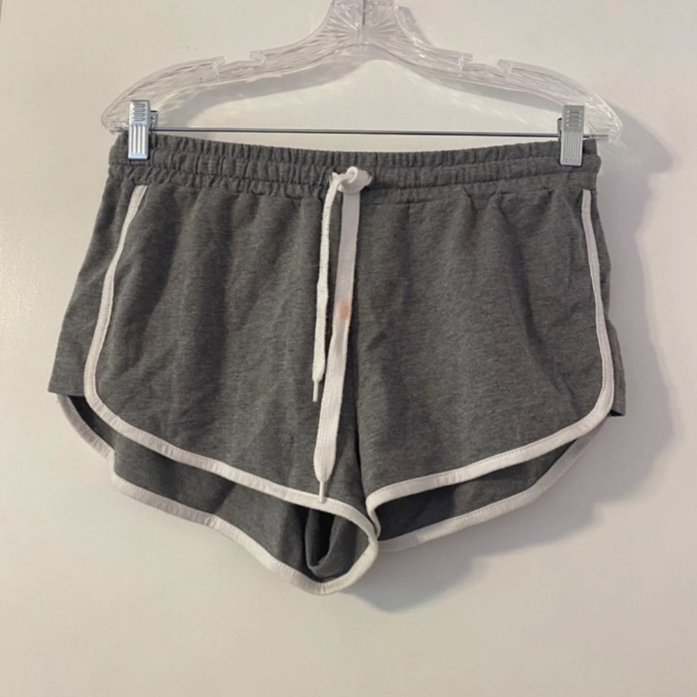 Gray comfy shorts